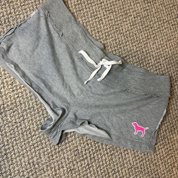 Cute vintage y2k VS PINK low rise gray mini/ micro sweat bum logo shorts - Picture 4 of 7
